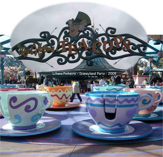 ai741.photobucket.com_albums_xx58_LilianaBunny_Disneyland_20Paris_Disney2009104.jpg