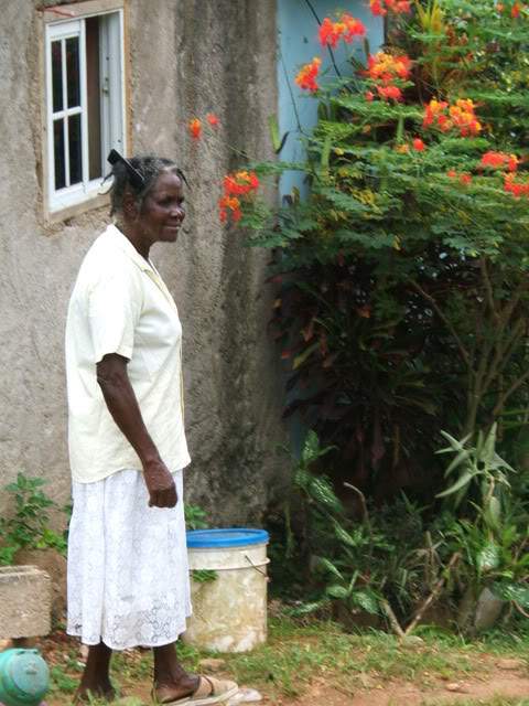 ai750.photobucket.com_albums_xx150_Fenix_99_Jamaica_JMK140.jpg