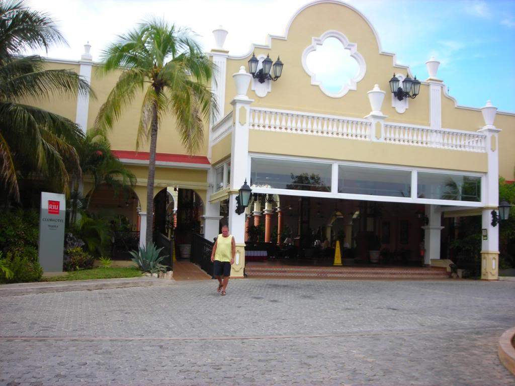 ai753.photobucket.com_albums_xx173_sofiaisa_DSCN1892.jpg