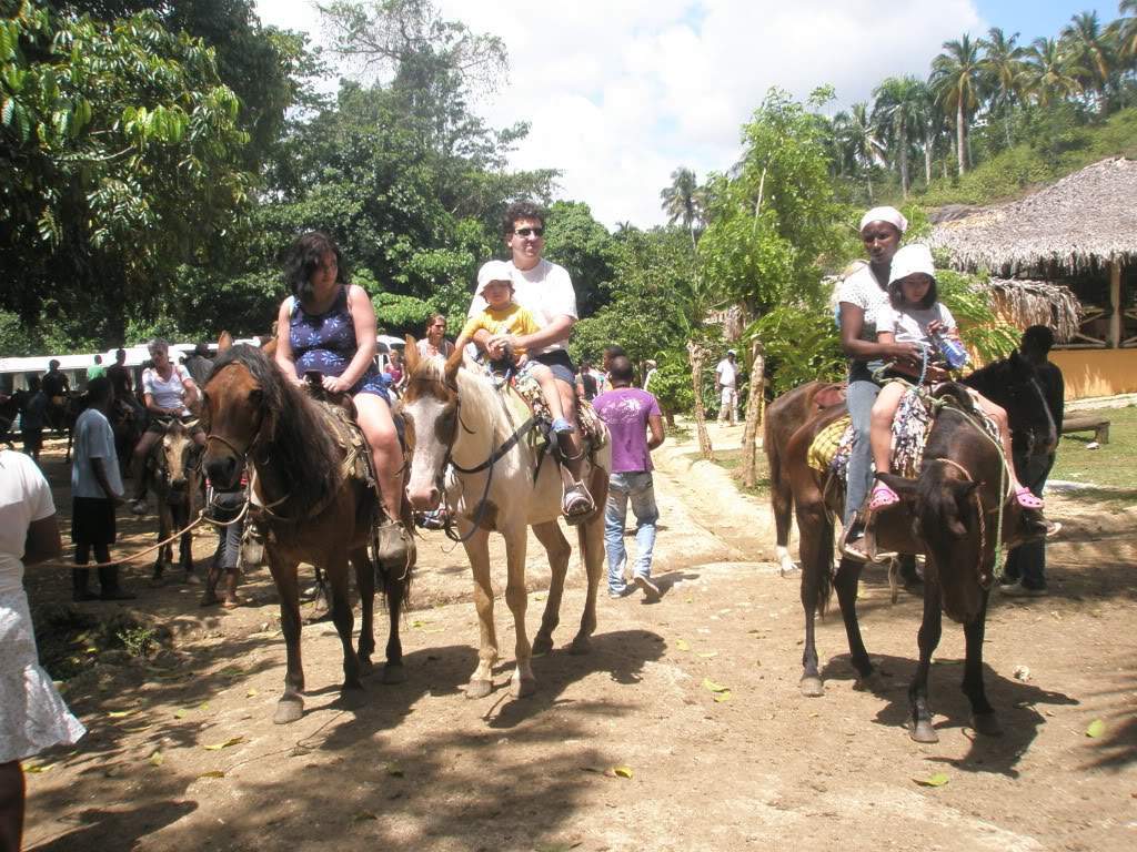 ai755.photobucket.com_albums_xx200_ribeirosandra_P4090381.jpg