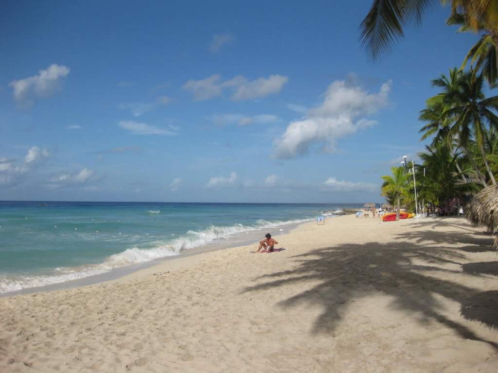 ai760.photobucket.com_albums_xx242_tzaveiro_13_PlayaBayahibe.jpg