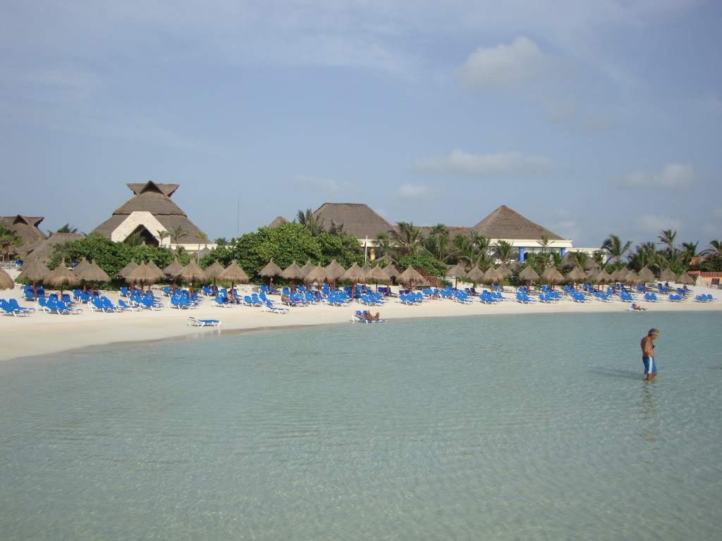 ai761.photobucket.com_albums_xx259_basapistas_Riviera_20Maya_20__20Bahia_20Principe_DSC05623.jpg