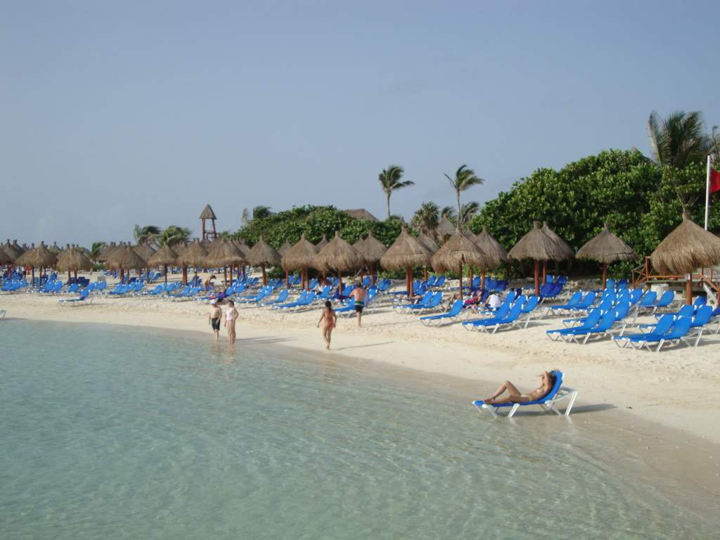 ai761.photobucket.com_albums_xx259_basapistas_Riviera_20Maya_20__20Bahia_20Principe_DSC05629.jpg
