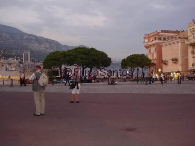 ai781.photobucket.com_albums_yy98_MissPiggyMiss_fr.jpg