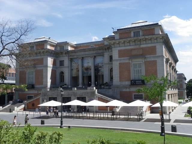 ai794.photobucket.com_albums_yy225_Goncalo88_Madrid_10Prado1.jpg