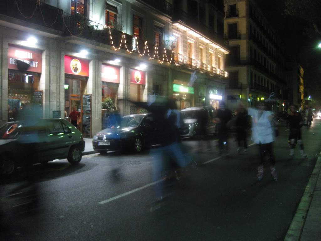 ai802.photobucket.com_albums_yy301_monica_myphotos1_Barcelona_19.jpg