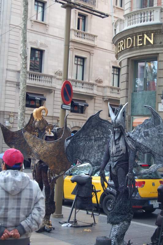 ai802.photobucket.com_albums_yy301_monica_myphotos1_Barcelona_42.jpg