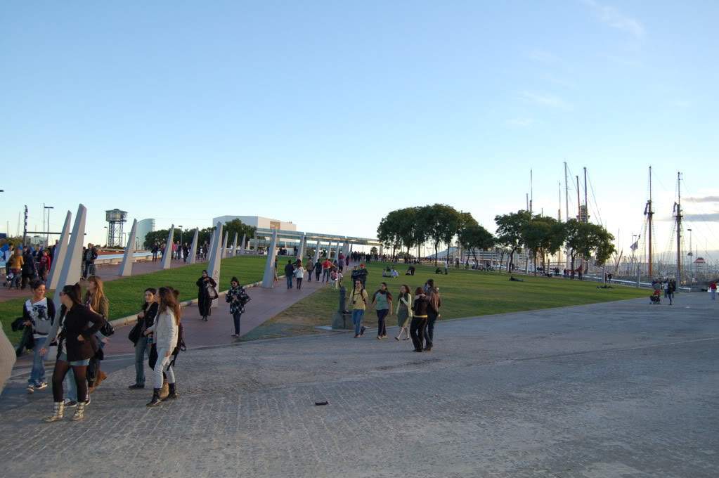 ai802.photobucket.com_albums_yy301_monica_myphotos1_Barcelona_DSC_0295.jpg