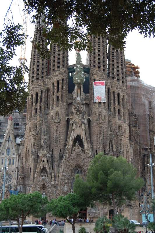 ai802.photobucket.com_albums_yy301_monica_myphotos1_Barcelona_DSC_0392.jpg