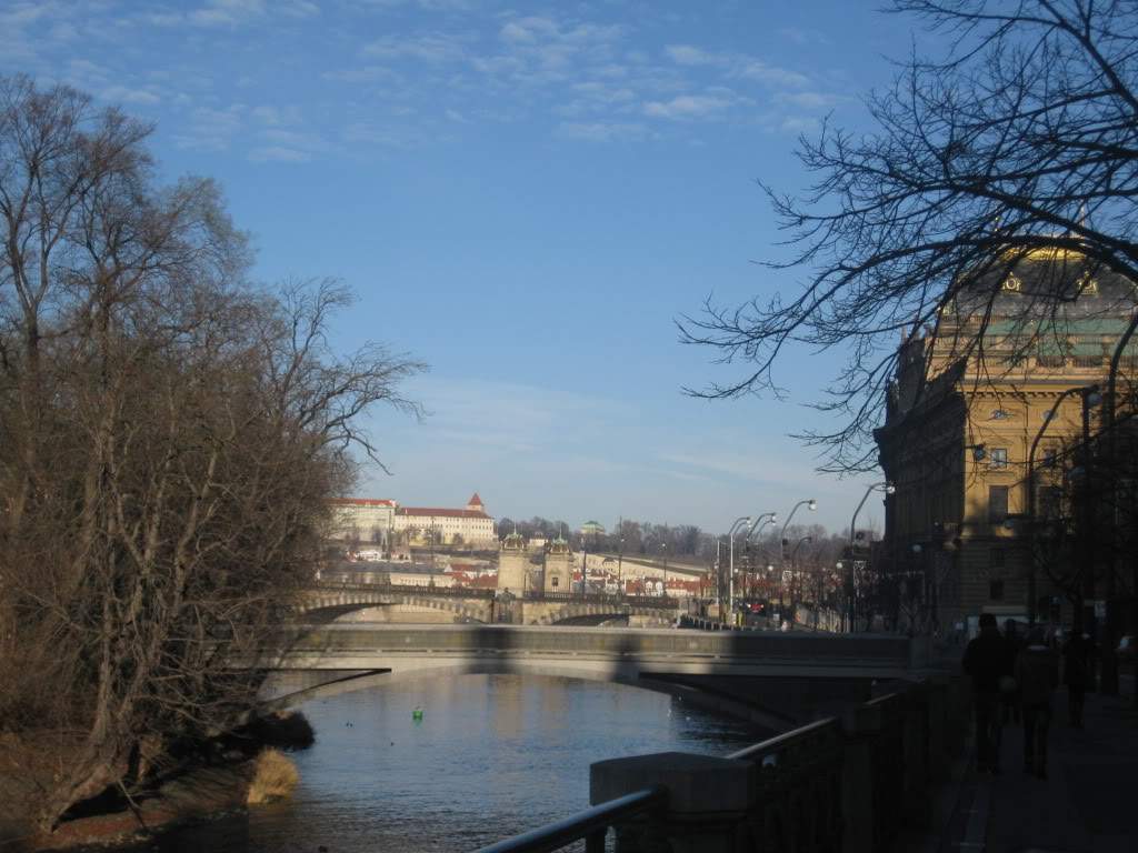 ai802.photobucket.com_albums_yy301_monica_myphotos1_Praga_21_dia2.jpg