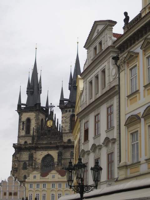 ai802.photobucket.com_albums_yy301_monica_myphotos1_Praga_64_dia5pormenorespraavelha.jpg