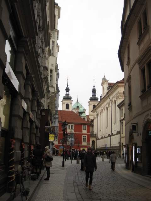 ai802.photobucket.com_albums_yy301_monica_myphotos1_Praga_65_dia5pelasruas.jpg