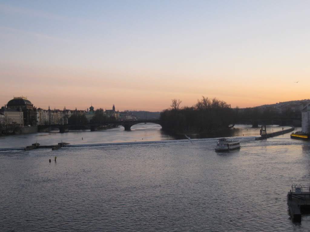 ai802.photobucket.com_albums_yy301_monica_myphotos1_Praga_IMG_9012.jpg