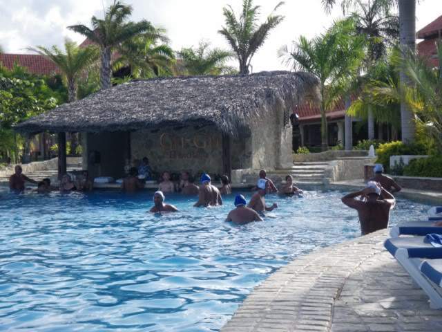 ai807.photobucket.com_albums_yy356_tiagottx_IFA_005.jpg