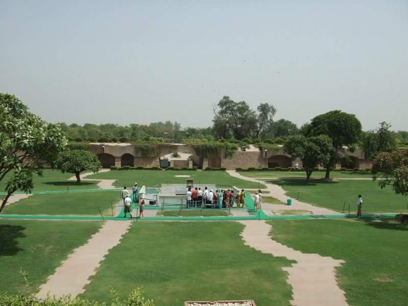 ai807.photobucket.com_albums_yy356_tiagottx_India_202010_36.jpg