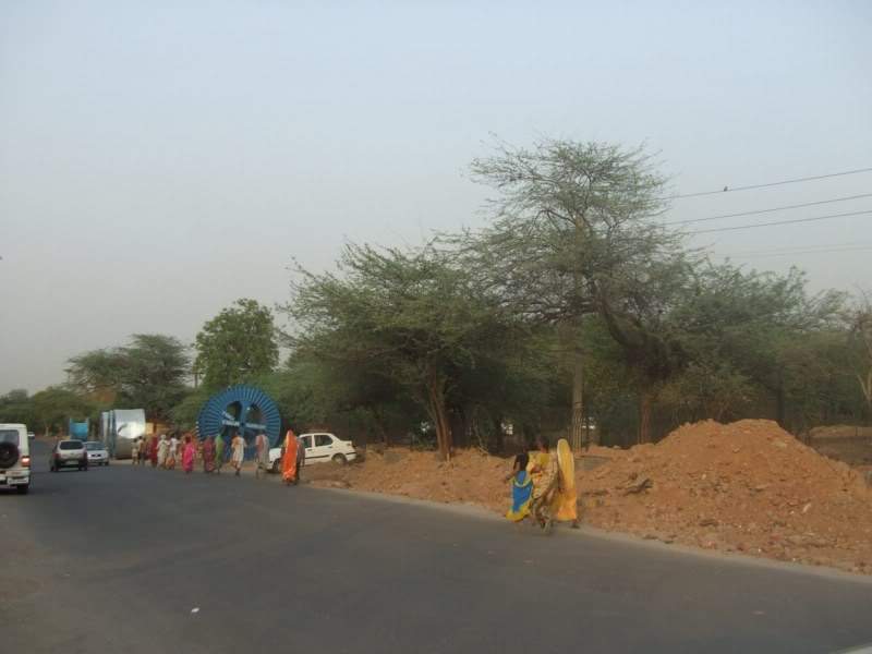 ai807.photobucket.com_albums_yy356_tiagottx_India_202010_43.jpg