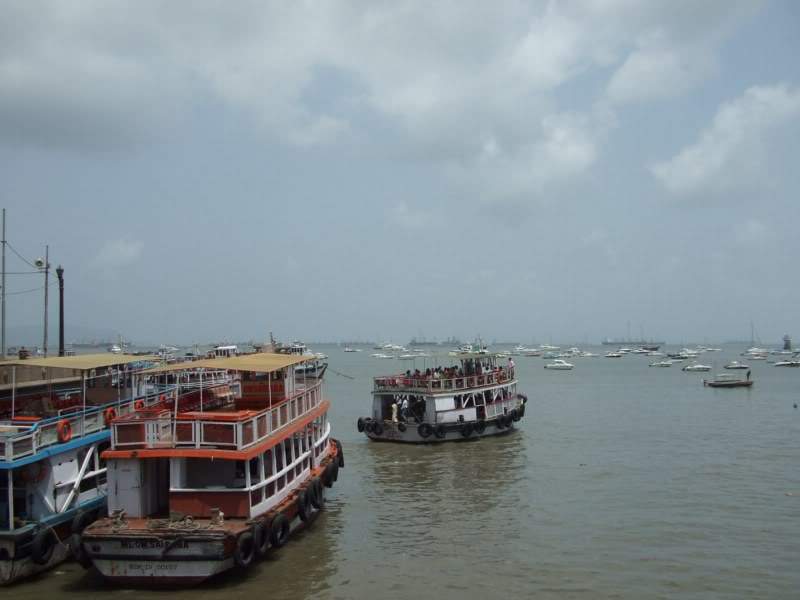 ai807.photobucket.com_albums_yy356_tiagottx_India_202010_59.jpg