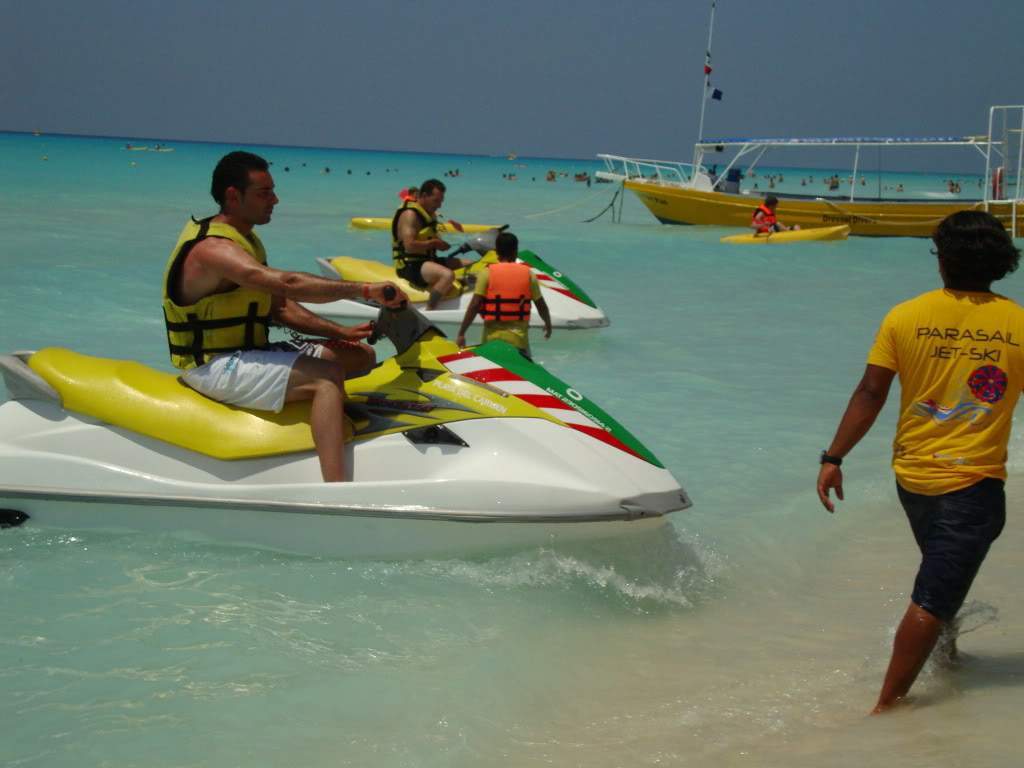 ai809.photobucket.com_albums_zz11_sufia_2010_DSC00869.jpg