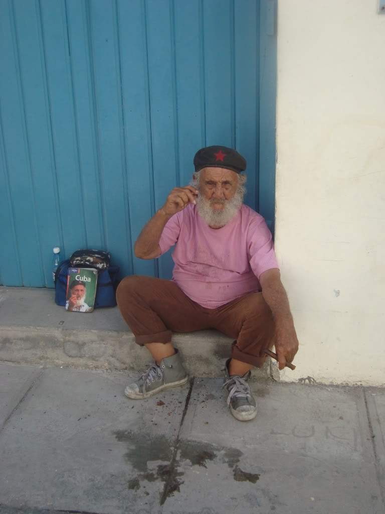 ai820.photobucket.com_albums_zz121_crisvalbom_DSC00379_1.jpg