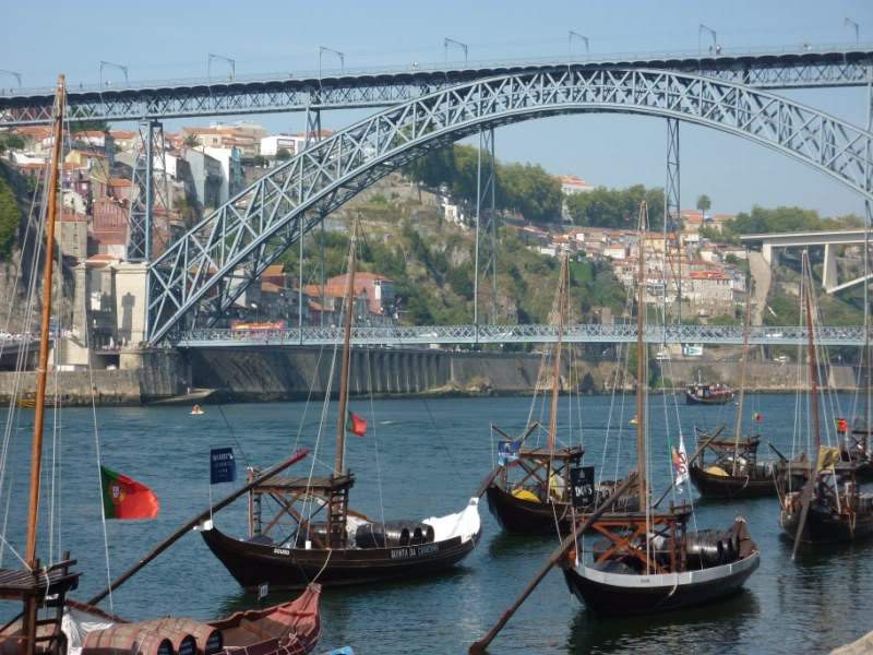 ai823.photobucket.com_albums_zz157_pilarfernandes_fotos_Porto027800x600.jpg