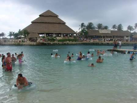 ai829.photobucket.com_albums_zz217_verall_2010_Mexico_DSC03987.jpg