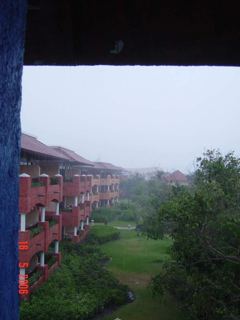ai836.photobucket.com_albums_zz282_pabecada_Ferias_202006_Mexia267d6e1cfc399f473946d68017842e7.jpg