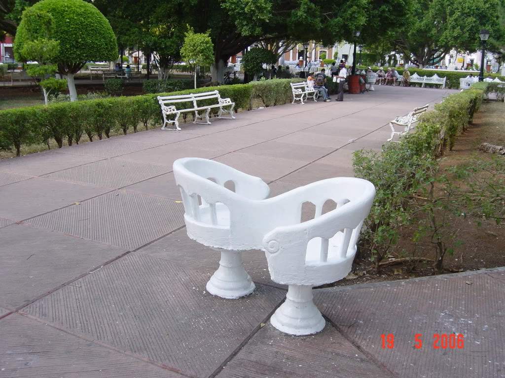 ai836.photobucket.com_albums_zz282_pabecada_Ferias_202006_Mexia9a449b377265120fa0b8458c3c48409.jpg