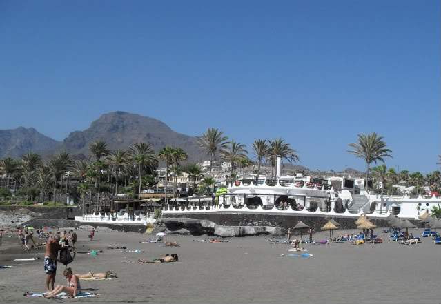 ai841.photobucket.com_albums_zz339_anareis_2010_Tenerife_202010_PlayadelasAmericas89.jpg