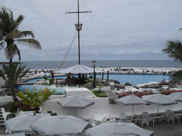 ai841.photobucket.com_albums_zz339_anareis_2010_Tenerife_202010_Tenerife_PuertodelaCruz.jpg