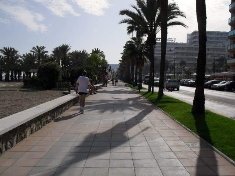 ai841.photobucket.com_albums_zz339_anareis_2010_Torremolinos3.jpg
