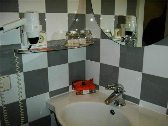 ai849.photobucket.com_albums_ab58_titinhavi_GetAttachmentaspxjpg1.jpg