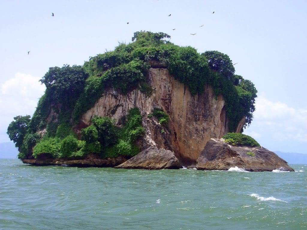 ai851.photobucket.com_albums_ab74_Voadora_album_Haitises_CIMG4479.jpg