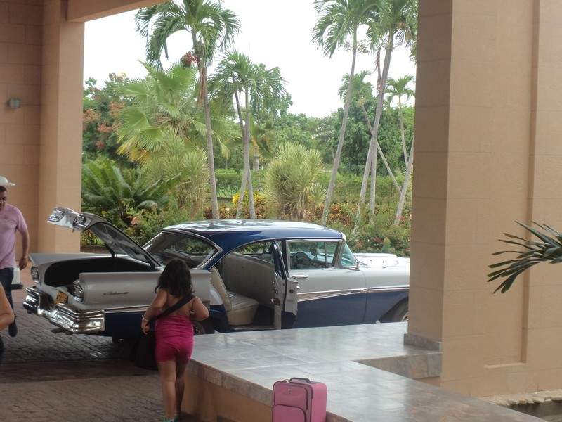 ai862.photobucket.com_albums_ab181_paulonev_Cuba_202013_DSC00088.jpg