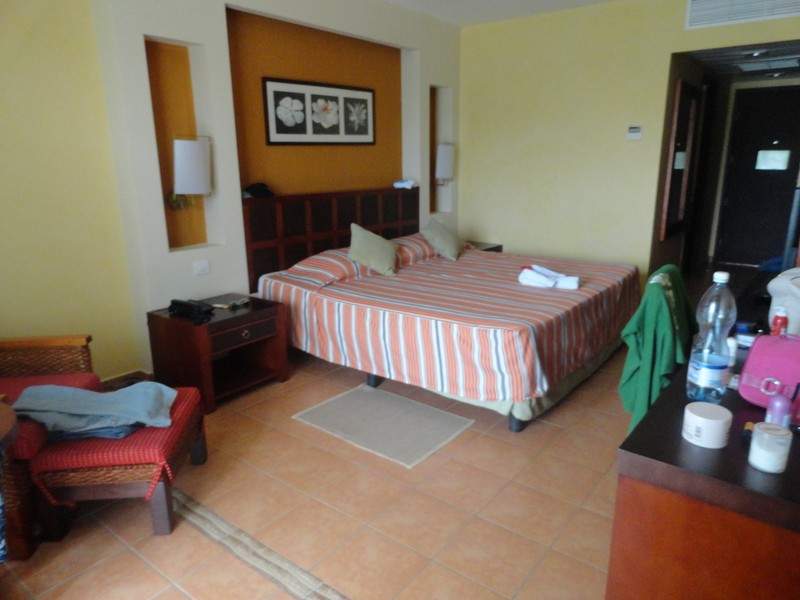 ai862.photobucket.com_albums_ab181_paulonev_Cuba_202013_DSC01452.jpg