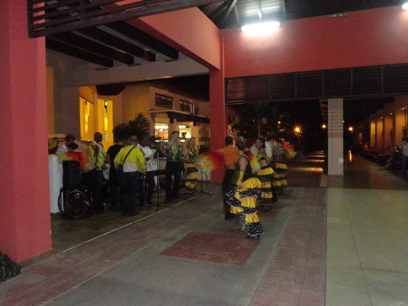 ai862.photobucket.com_albums_ab181_paulonev_Cuba_202013_DSC01464.jpg
