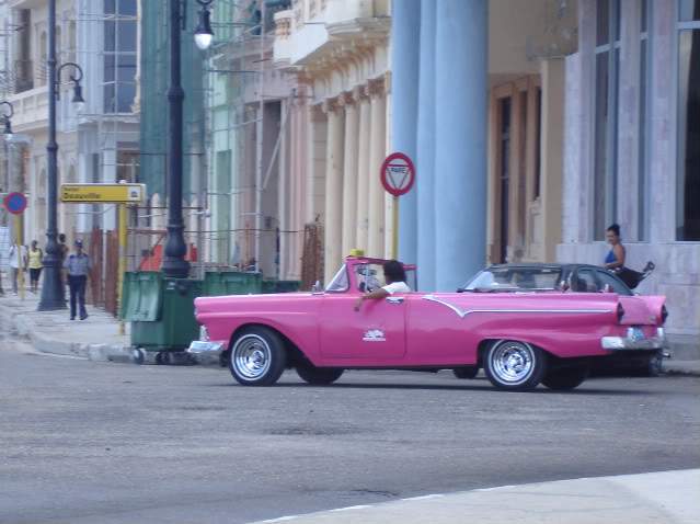 ai862.photobucket.com_albums_ab181_paulonev_CUBA_DSC04154.jpg
