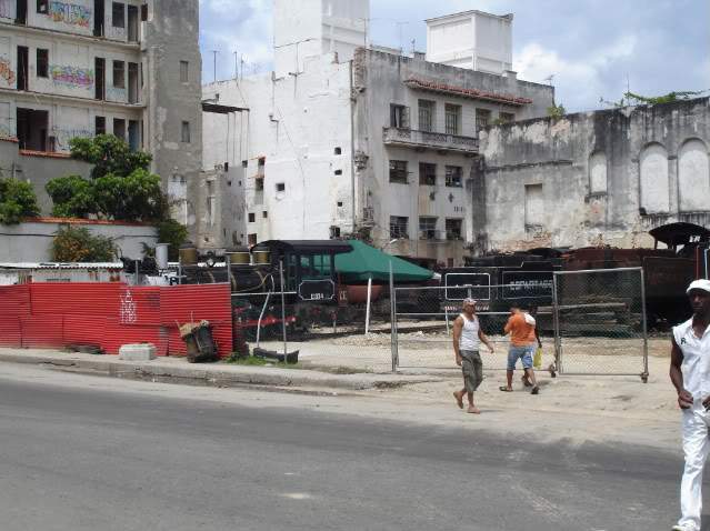 ai862.photobucket.com_albums_ab181_paulonev_CUBA_DSC04199.jpg