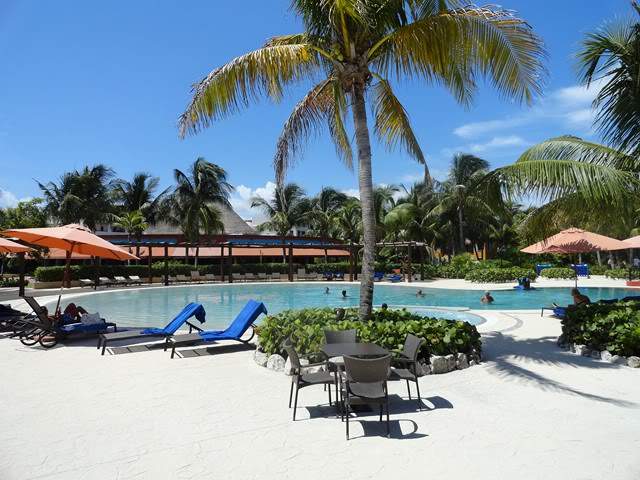 ai862.photobucket.com_albums_ab181_paulonev_Mexico_202012_DSC00442Cpia_zps75a58505.jpg