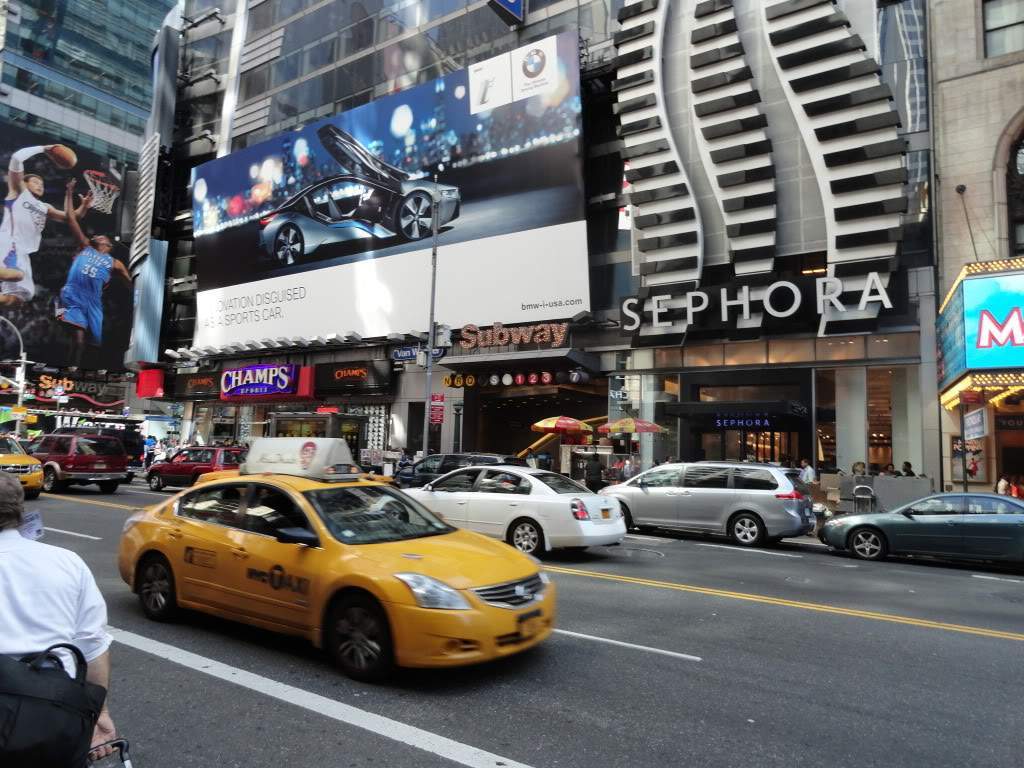 ai862.photobucket.com_albums_ab181_paulonev_New_20York_202012_DSC00103.jpg