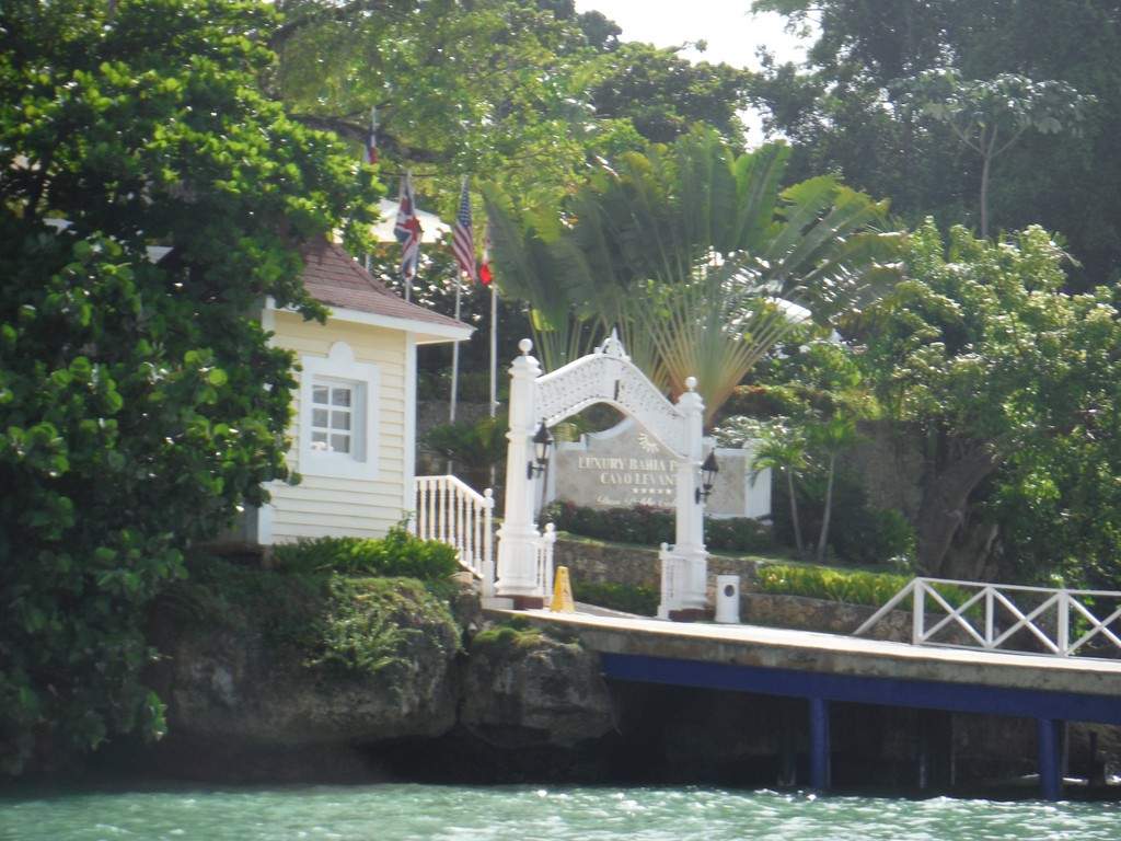 ai862.photobucket.com_albums_ab181_paulonev_Samana_20Setembro_202014_DSCF2191Coacutepia.jpg