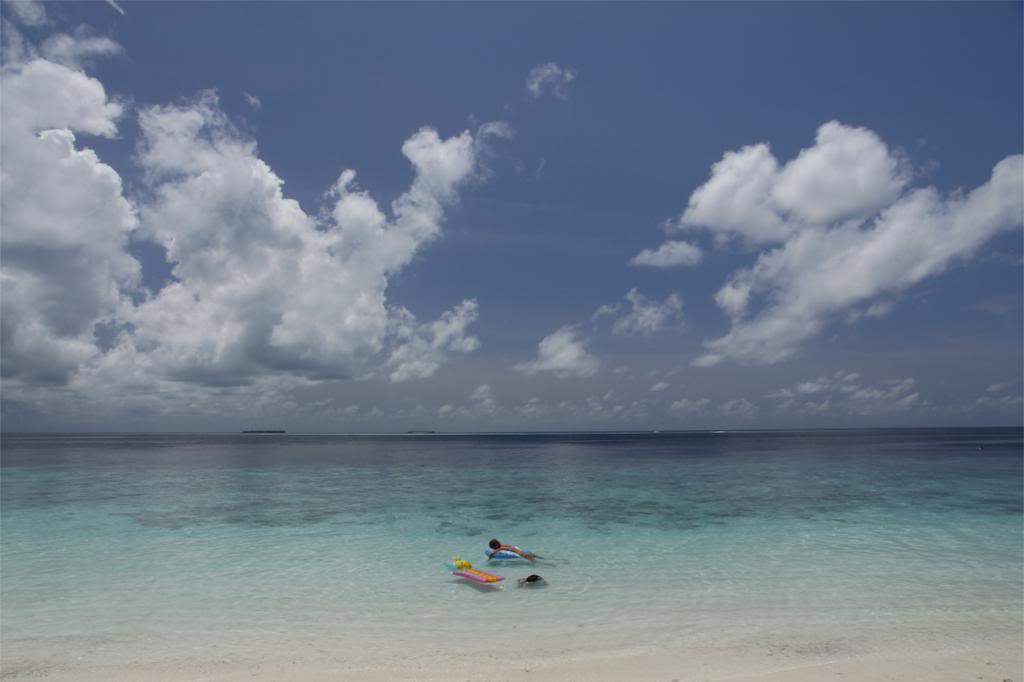 ai876.photobucket.com_albums_ab325_caluPT_Maldives__MG_8815_zpsd903da14.jpg