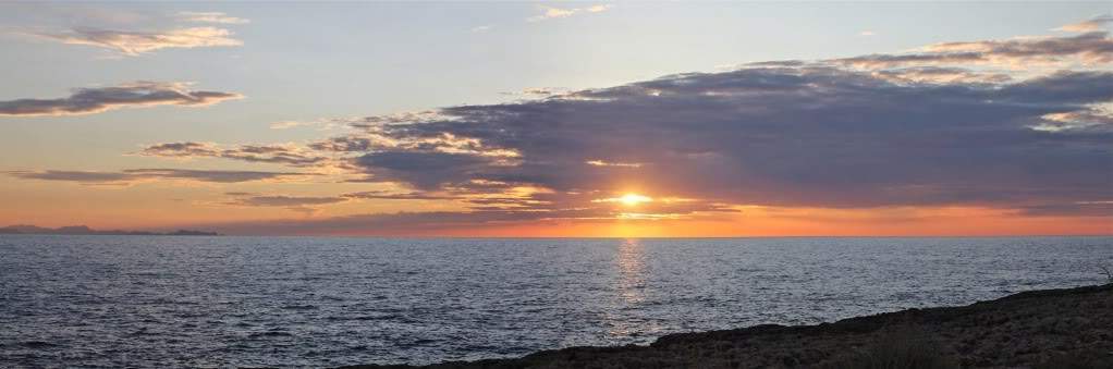 ai876.photobucket.com_albums_ab325_caluPT_Menorca_PanoIMG_1580.jpg