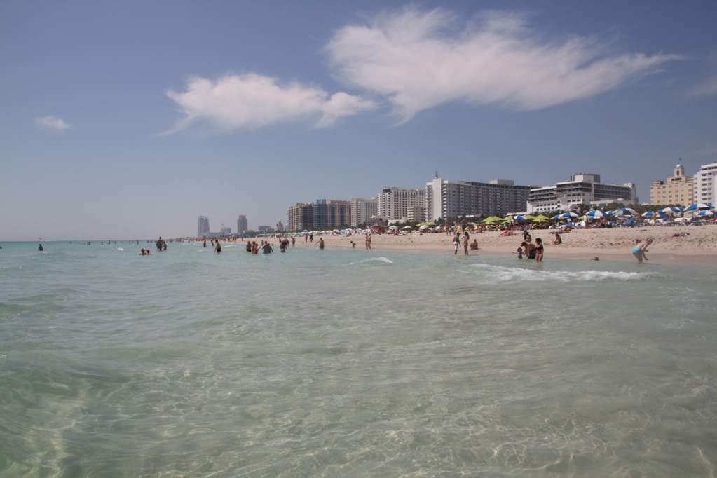 ai876.photobucket.com_albums_ab325_caluPT_Miami_20and_20Keys_MiamiSouthBeach3.jpg