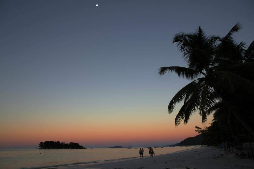 ai876.photobucket.com_albums_ab325_caluPT_Seychelles_10volbertpordosol_zps4f386dc2.jpg
