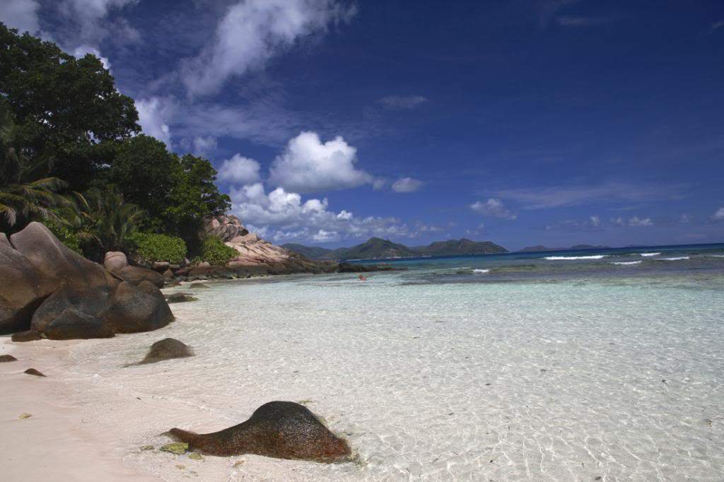 ai876.photobucket.com_albums_ab325_caluPT_Seychelles_51severe_zps801d0174.jpg