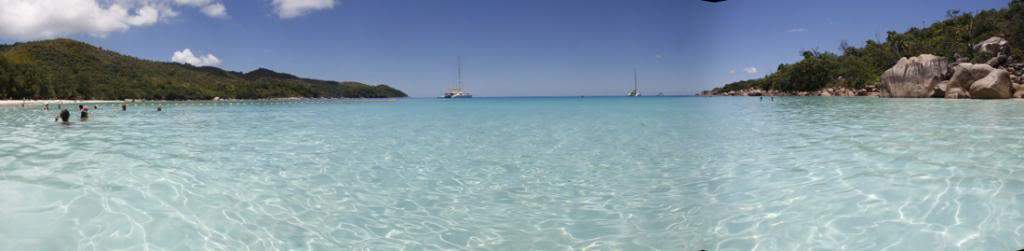 ai876.photobucket.com_albums_ab325_caluPT_Seychelles_Lazio3Panorama_zps5c1368c0.jpg