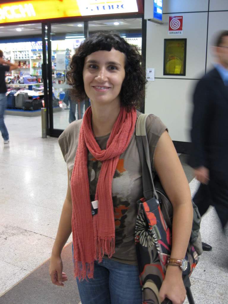 ai890.photobucket.com_albums_ac102_mokas_myphotos_3noaeroporto.jpg
