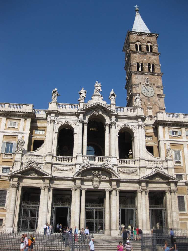 ai890.photobucket.com_albums_ac102_mokas_myphotos_513SantaMariaMaggiore.jpg