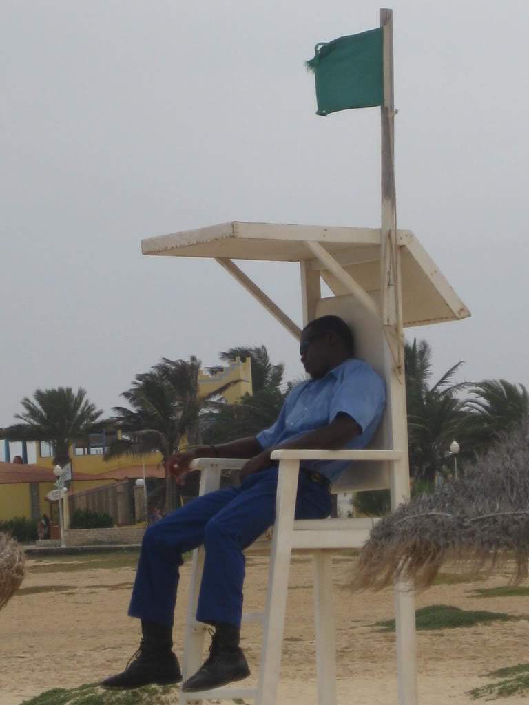 ai890.photobucket.com_albums_ac102_mokas_myphotos_cabo_20verde_20__20sal_81_aboavidageral.jpg
