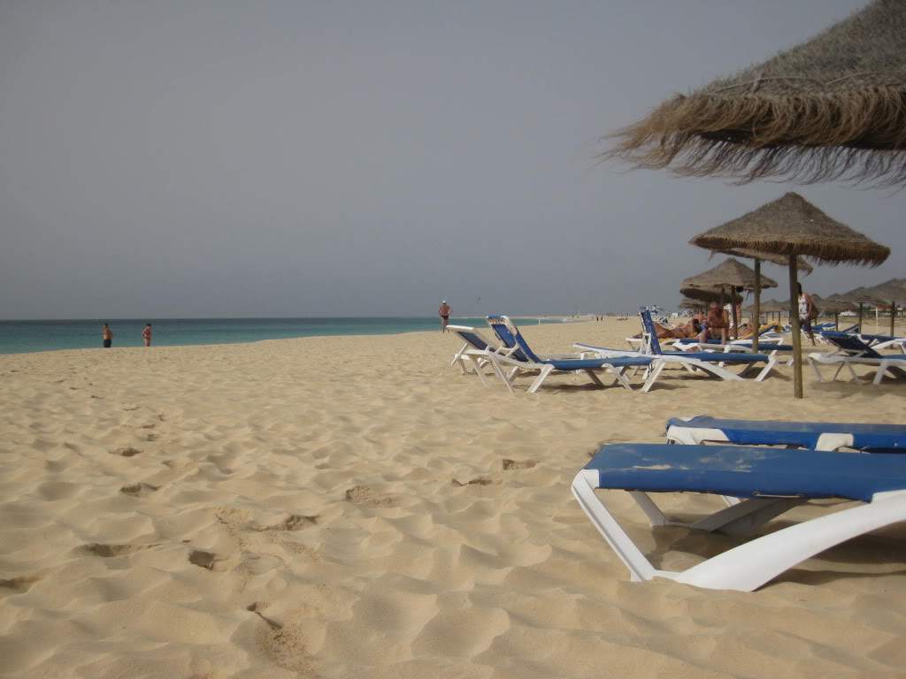 ai890.photobucket.com_albums_ac102_mokas_myphotos_cabo_20verde_20__20sal_IMG_5119.jpg